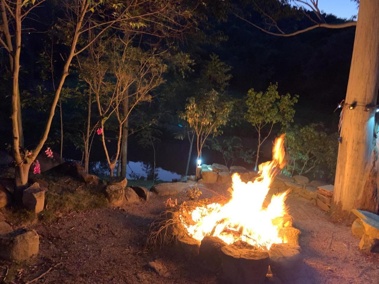 Rancho Ao Lado Da Laroc E Ame Villa Valinhos Exteriör bild